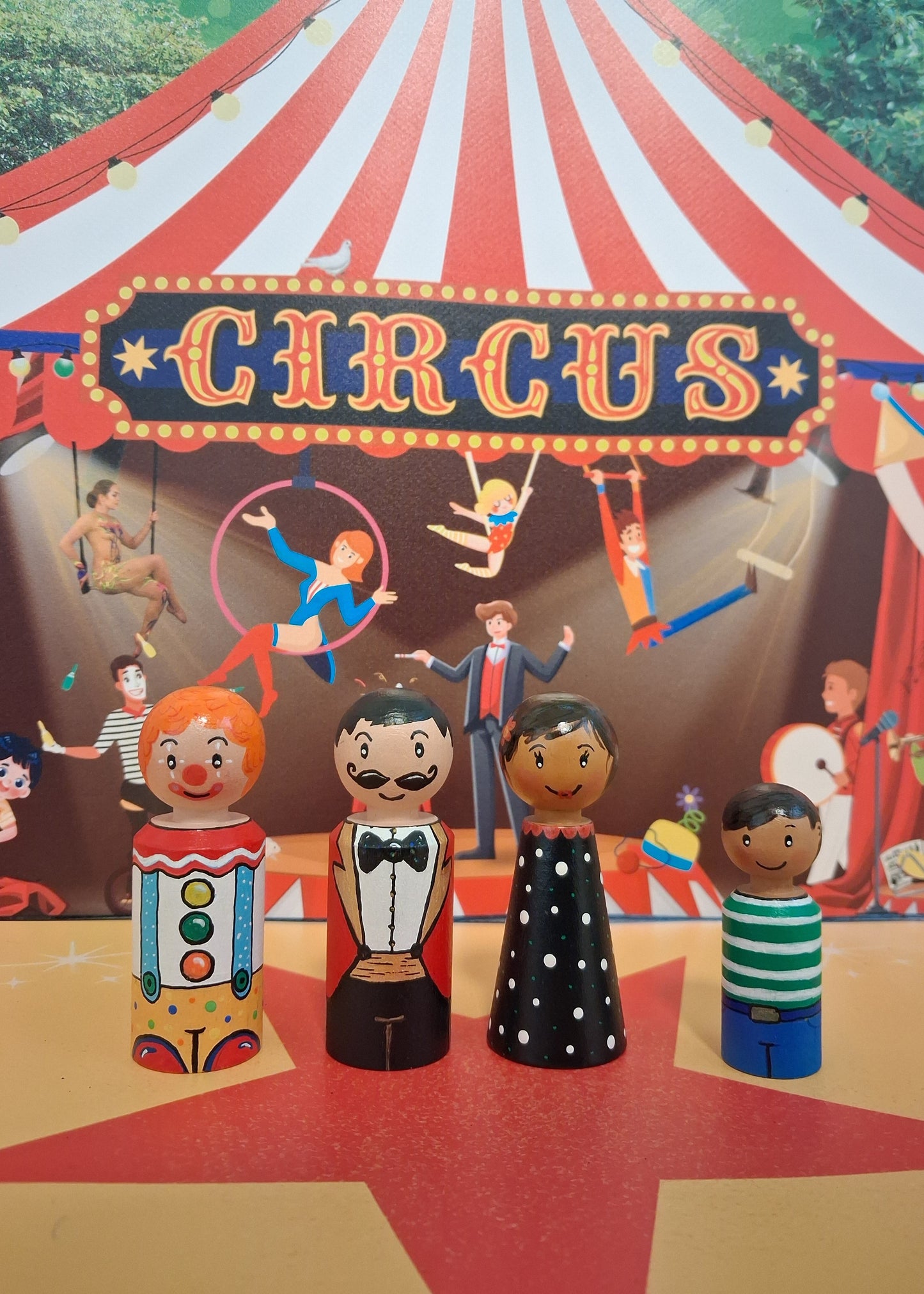 verteltafel, thema circus, circus, spel circus, thema theater, de themahoek, themahoek circus, woordenschat, kleuters, groep 1/2, taalontwikkeling, spelhoek