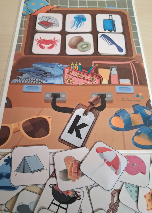 lottokaartjes, beginklank, thema vakantie, kleuters, spel beginklank, auditieve oefeningen, auditieve analyse, groep 1/2 thema camping, op de camping, thema zomer, koffer inpakken, woordenschat, nt2, taalontwikkeling, lotto, de themahoek