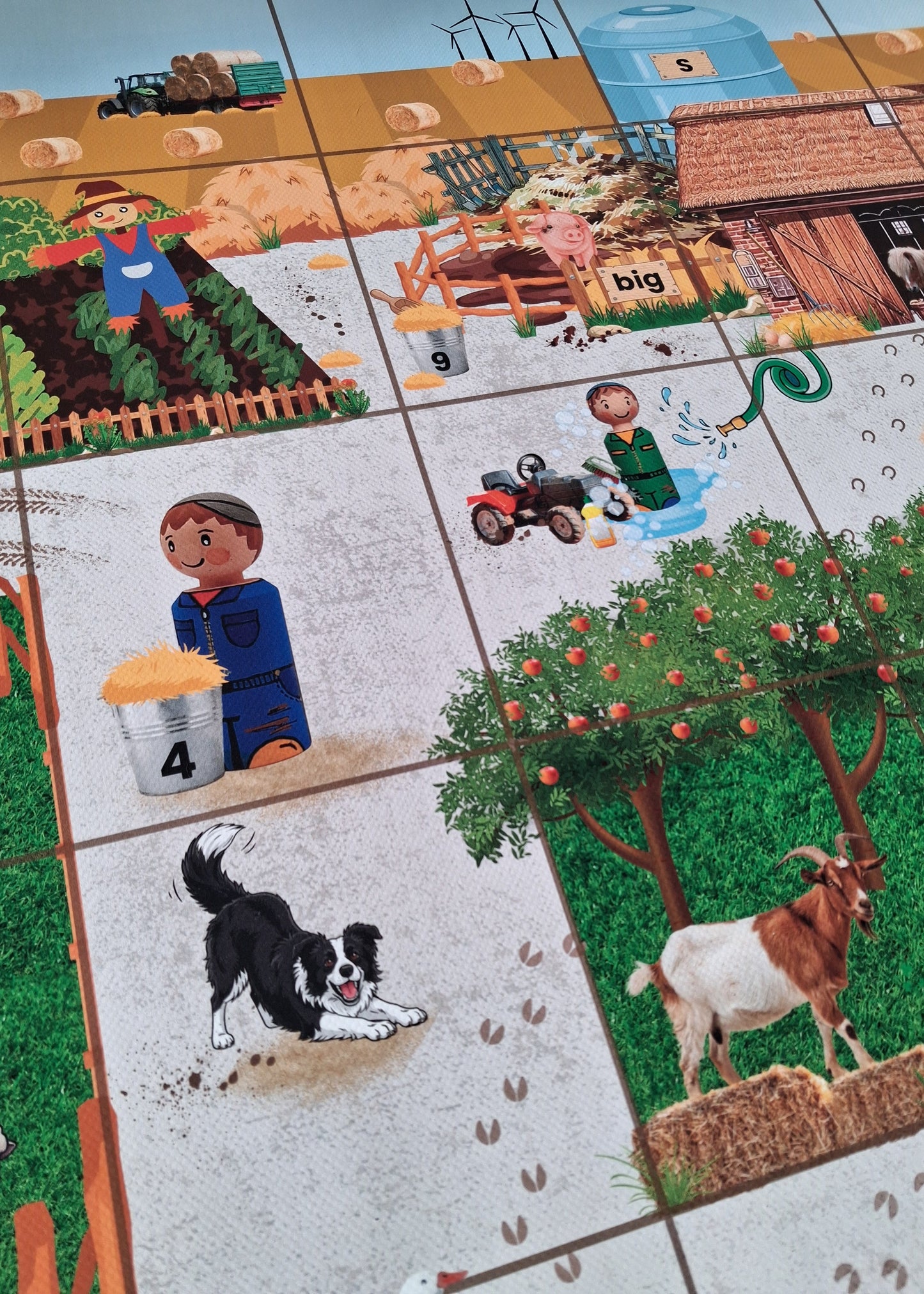 beebotmat in het thema boerderij voor kleuters, groep 1/2, woordenschat, tellen, cijferherkenning, de themahoek, beebotmat, beebot, kleuters