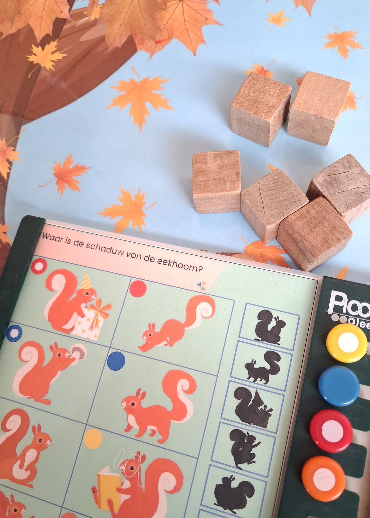 thema bos kleuters, thema bos, thema herfst, kleuters, groep 1/2, bos, herfst, piccolo, kleikaarten, bouwkaarten, inloop, inloopactiviteiten, inloop thema bos, spel thema bos, woordenschat, de themahoek, themahoek bos, themahoek herfst, spel herfst, woordenschat herfst, kleien