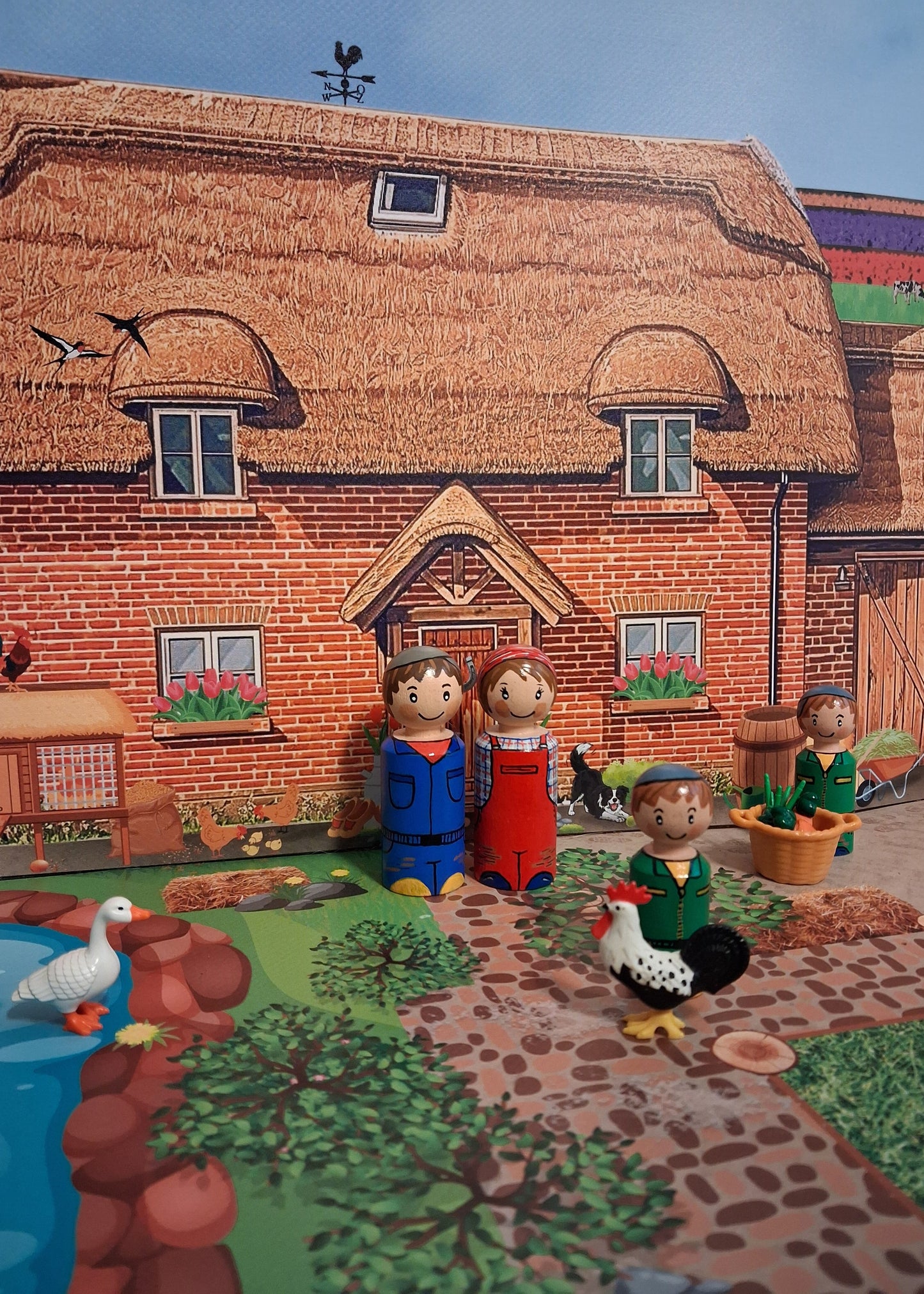 verteltafel, thema boerderij, kleuters, groep 1/2, spel, spelhoek thema lente, woordenschat, verhalen naspelen, houten poppetjes, houten poppetje boer, de htemahoek, themahoek