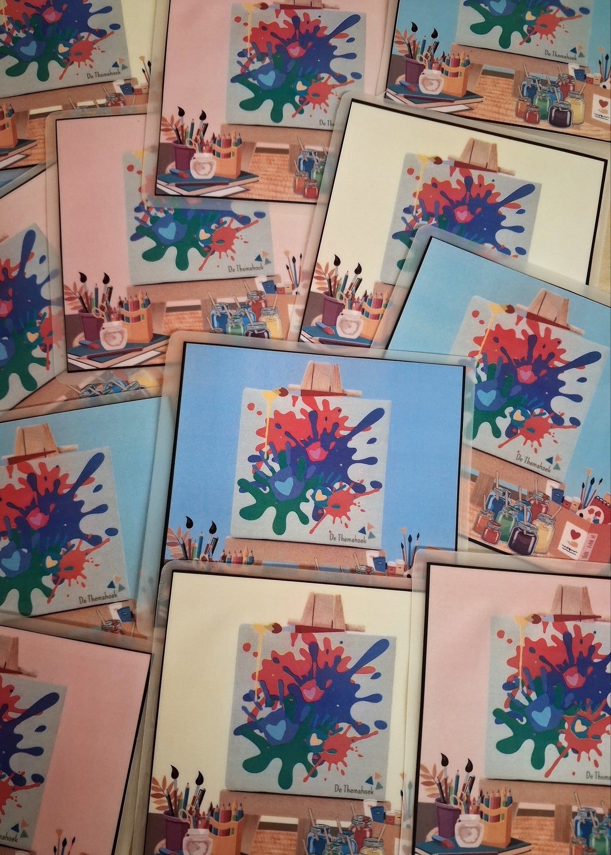 thema kunst, zaklampspel, lichttafel, kleuters, groep 1/2, licht en donker, schaduw, schaduwen, schaduwspel, letters, letterkennis, letterherkenning, de themahoek, themahoek kunst, inloop